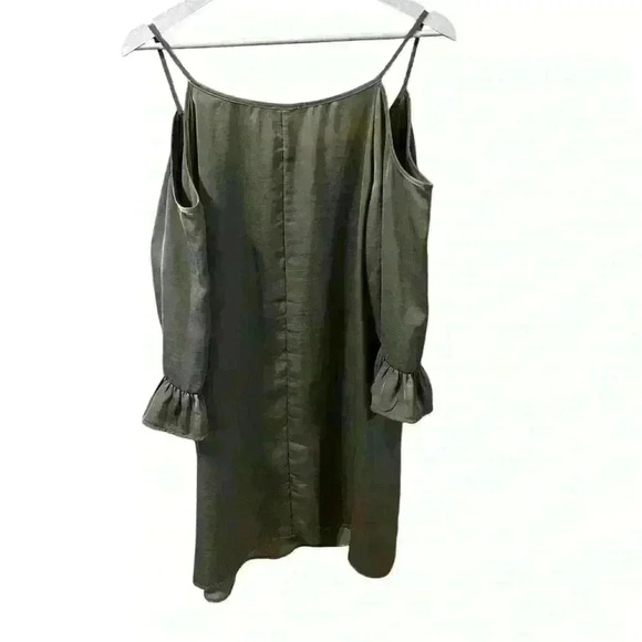 Charlotte Russe Satiny Green Dress Large - Picture 3 of 4